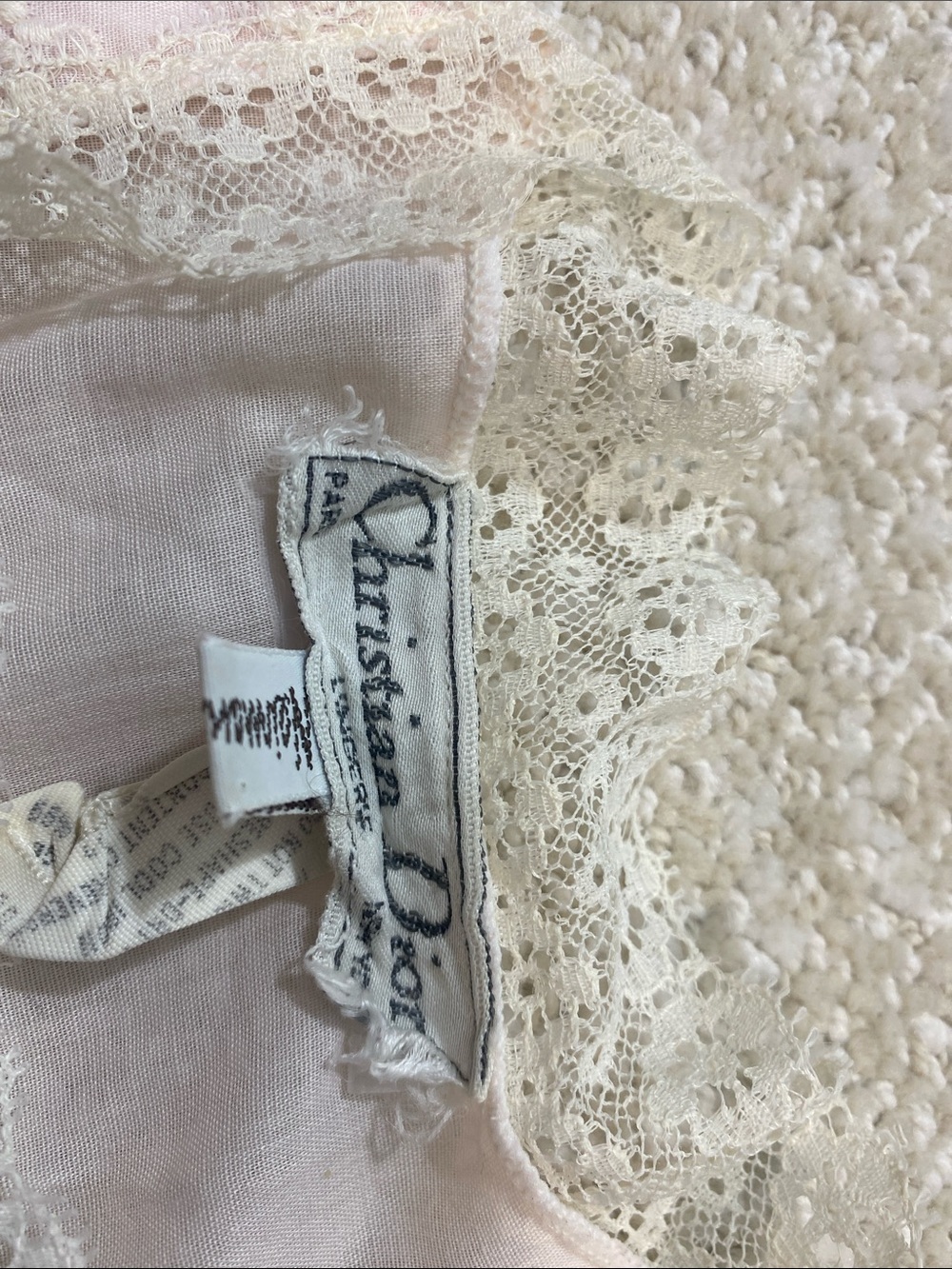 Vintage Christian Dior Lingerie Pink Lace Coquette Long Nightgown 70s 80s Size S - Picture 9 of 16